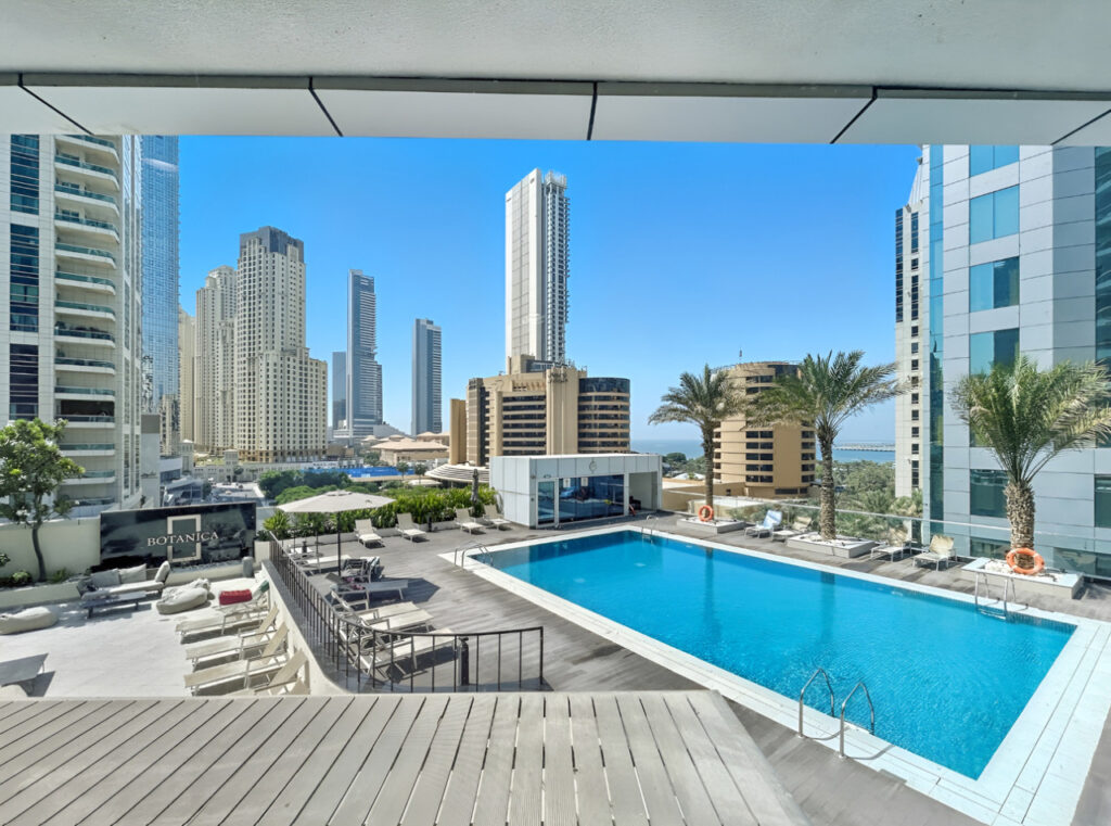 Best Flooring for Dubai Airbnb and Holiday Homes